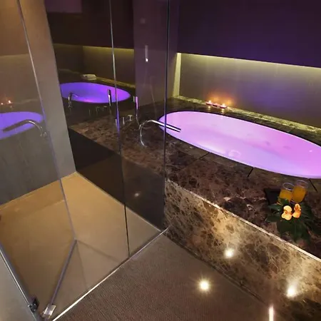 Luisa Otel Todi