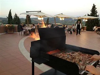 Luisa Hotel 3*