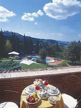 Luisa 3* Todi