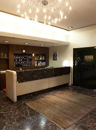 Luisa Hotel