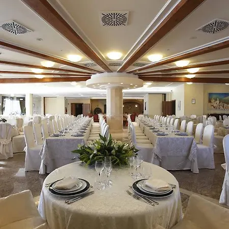 Hotel Luisa 3*