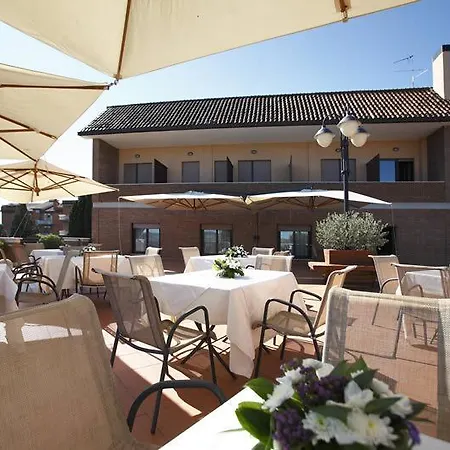 Hotel Luisa Todi