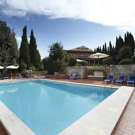 Luisa Hotel