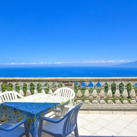 Luisa Otel 3*